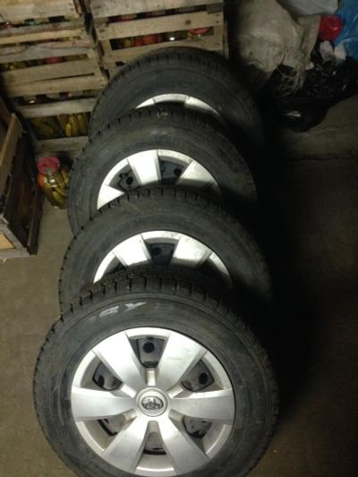 Лот: 6267789. Фото: 1. Комплект беспробежных колес Dunlop... Шины на дисках