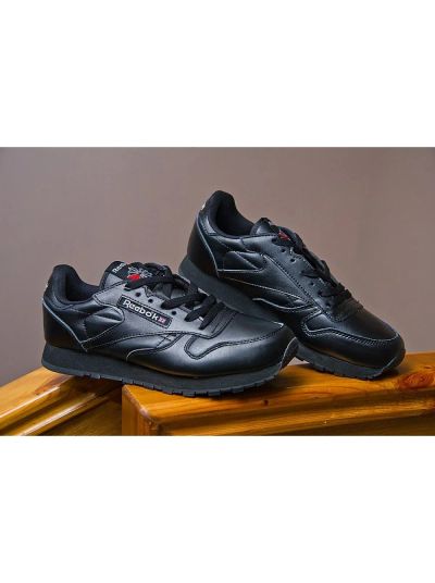 Лот: 16796789. Фото: 1. Кроссовки reebok classic женские. Кеды, кроссовки, слипоны