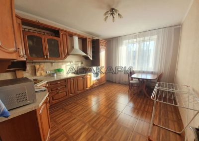 Лот: 21388202. Фото: 1. Сдам 3-комн. улица Урванцева... Квартиры, студии