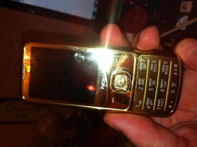Лот: 3024351. Фото: 1. 6700 GOLD. Кнопочные мобильные телефоны