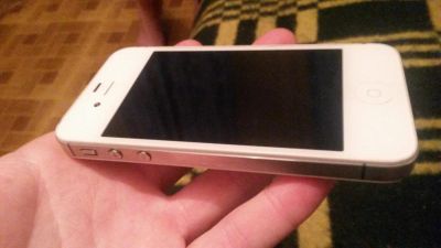 Лот: 6879791. Фото: 1. Продам айфоню 4s. Смартфоны