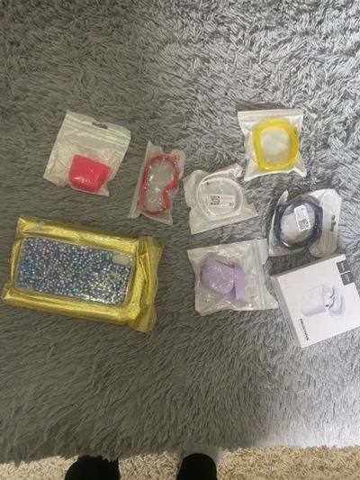 Лот: 20025812. Фото: 1. Чехлы AirPods, чехлы mi band... Чехлы, бамперы
