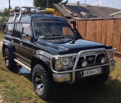 Лот: 4340936. Фото: 1. Внедорожник Nissan Safari. Автомобили