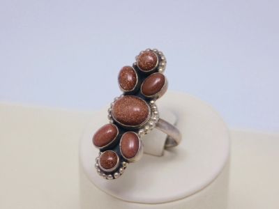 Лот: 14730468. Фото: 1. СЕРЕБРЯНОЕ КОЛЬЦО С АВАНТЮРИНОМ... Кольца, перстни