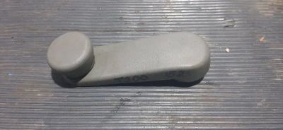 Лот: 21717515. Фото: 1. ручка стеклоподъемника Chevrolet... Кузов