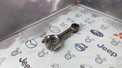 Лот: 23589494. Фото: 1. Шатун Isuzu Elf 4HJ1 8943963943. Двигатель и элементы двигателя