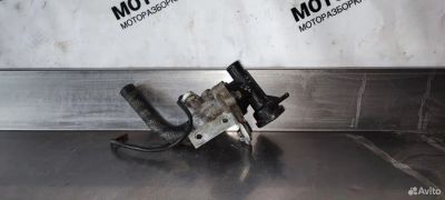 Лот: 23319040. Фото: 1. Корпус термостата Suzuki GSF250... Запчасти