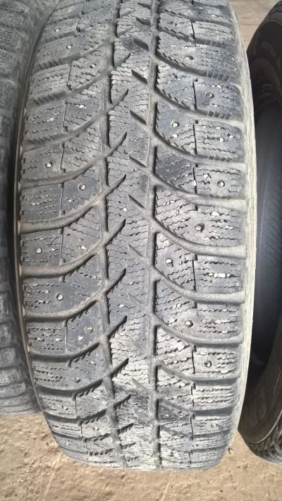 Лот: 10026598. Фото: 1. bridgestone ice cruiser 5000 r14. Шины