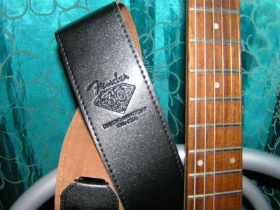 Лот: 10659958. Фото: 1. Ремень для гитары Fender 60. Аксессуары, комплектующие
