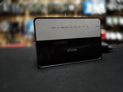 Лот: 25762314. Фото: 1. Wi-Fi роутер D-Link DIR-620. Маршрутизаторы (роутеры)