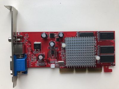 Лот: 25107200. Фото: 1. AGP 64Mb GeForce 4 MX440 (Красная... Видеокарты