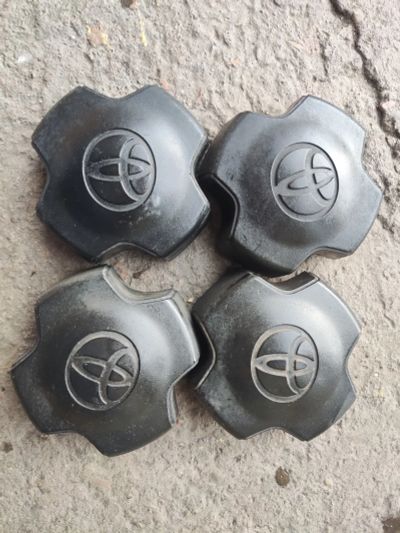 Лот: 19991607. Фото: 1. Ступичные колпачки Toyota. Колпаки