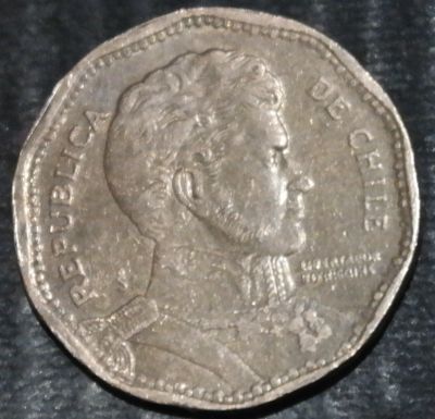 Лот: 18182273. Фото: 1. Экзотика с рубля (56615) Чили. Остальные страны