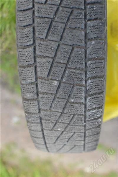 Лот: 2935976. Фото: 1. Шины зимние R13 Bridgestone. Шины