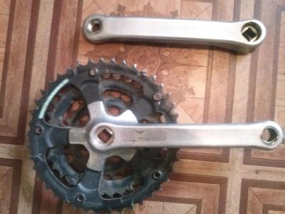 Лот: 3285199. Фото: 1. шатуны Shimano под квадрат. Запчасти
