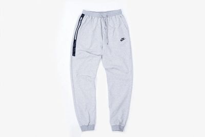 Лот: 11618693. Фото: 1. Брюки спортивные Nike. Свитеры, толстовки, худи