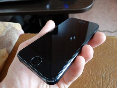 Лот: 8084132. Фото: 1. iPhone 5 16 gb. Смартфоны