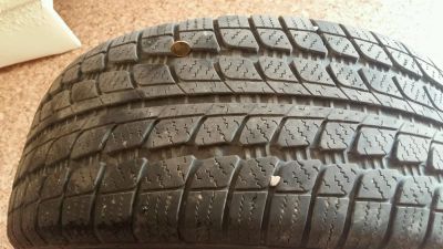 Лот: 8159694. Фото: 1. Комплект зимней резины 225/50... Шины