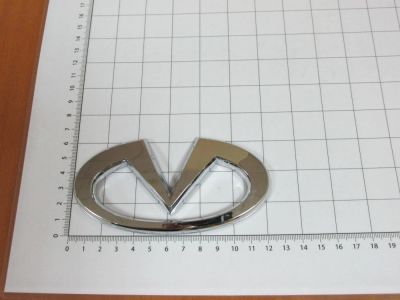 Лот: 10655644. Фото: 1. Эмблема шильдик логотип Infiniti... Детали тюнинга