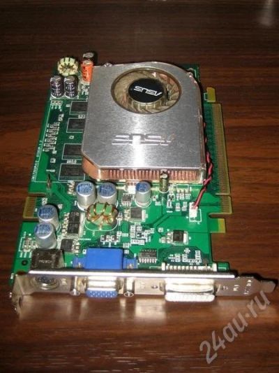 Лот: 389635. Фото: 1. PCI-E GeForce 8600 GT 256 Mb. Видеокарты