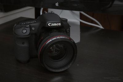 Лот: 3659895. Фото: 1. 7D Body. Цифровые зеркальные