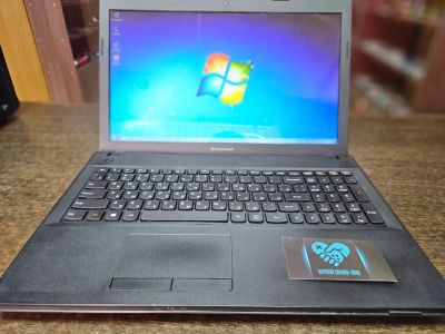 Лот: 21588568. Фото: 1. Ноутбук Lenovo G505 черный + сумка... Ноутбуки