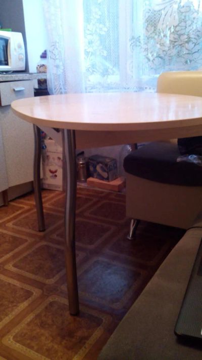 Лот: 5993302. Фото: 1. Кухонный стол. Другое (кухонная мебель)