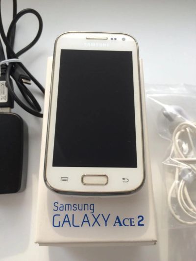 Лот: 7358114. Фото: 1. Смартфон Samsung Galaxy Ace 2. Смартфоны