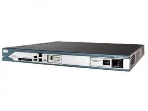 Лот: 6785788. Фото: 1. Маршрутизатор CISCO2811. Маршрутизаторы (роутеры)