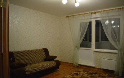 Лот: 6816139. Фото: 1. Годенко 1, однокомнатная квартира... Квартиры, студии