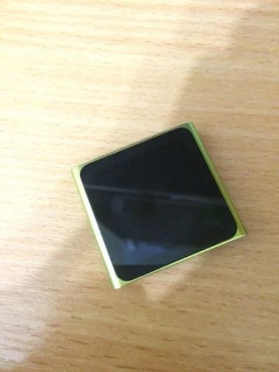 Лот: 5971158. Фото: 1. iPod nano Green 8GB. Плееры