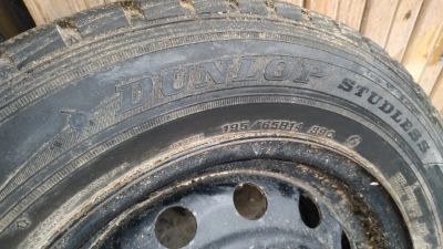 Лот: 19018330. Фото: 1. Зимние шины Dunlop Graspic DS1... Шины