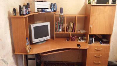 Лот: 5457569. Фото: 1. Стол компьютерный. Компьютерные и письменные столы