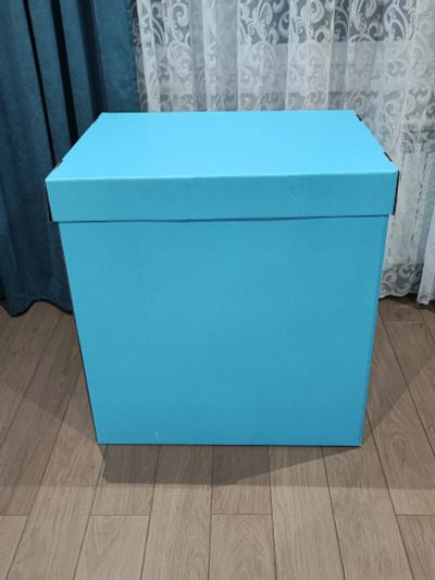 Лот: 22826541. Фото: 1. Коробка для подарка и шаров. Подарочная упаковка