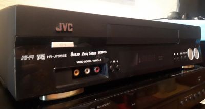 Лот: 15959222. Фото: 1. Видеомагнитофон JVC HR-J785EE. Видеомагнитофоны