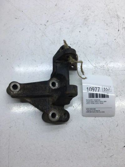 Лот: 20377193. Фото: 1. Кронштейн генератора Toyota Nadia... Кузов