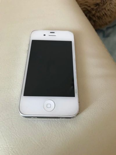 Лот: 9834037. Фото: 1. iPhone 4s 16Gb. Смартфоны