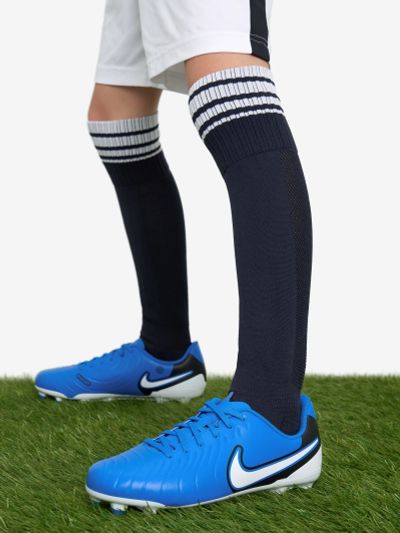 Лот: 25367570. Фото: 1. Бутсы для мальчиков Nike Jr. Tiempo... Кеды, кроссовки