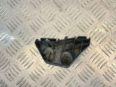 Лот: 25071915. Фото: 1. крепление бампера toyota corolla... Двигатель и элементы двигателя