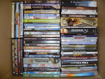 Лот: 3327132. Фото: 1. DVD диски c кинофильмами. Видеозаписи, фильмы