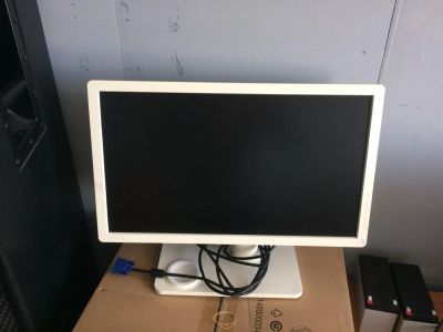 Лот: 11169470. Фото: 1. Монитор BENQ V2200. ЖК-мониторы