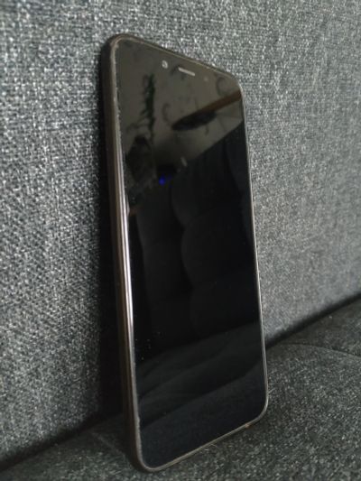 Лот: 20010027. Фото: 1. Xiaomi Mi A2 64гб. Защитные стёкла, защитные плёнки