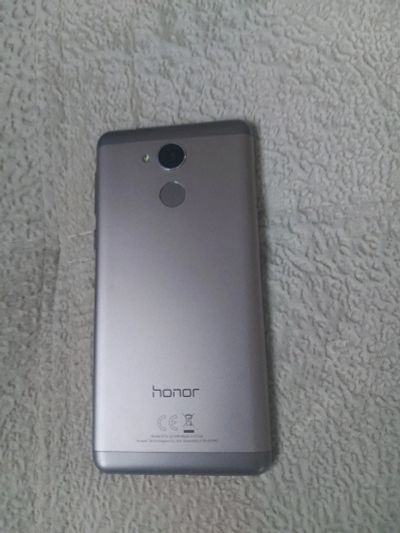 Лот: 16872251. Фото: 1. Телефон Honor 6С. Кнопочные мобильные телефоны
