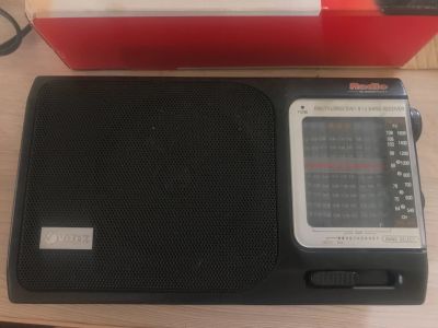 Лот: 12081156. Фото: 1. Рабочий радиоприёмник на дачу. Тюнеры, радиоприёмники