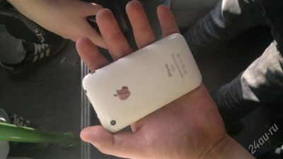 Лот: 1858183. Фото: 1. Продам iPhone 3g 8 gb White.РСТ. Смартфоны