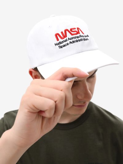 Лот: 25026563. Фото: 1. Бейсболка NASA Worm Logo Alpha... Другое (спортивная одежда)