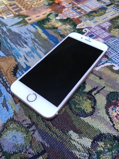 Лот: 14596202. Фото: 1. iPhone 6s 16Gb Rose Gold. Смартфоны