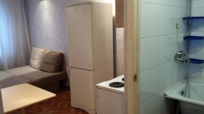 Лот: 9560773. Фото: 1. Сдам гостинку р-н Предмостной. Квартиры, студии