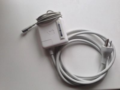 Лот: 5252505. Фото: 1. зарядное macbook air/pro и тд... Зарядные устройства