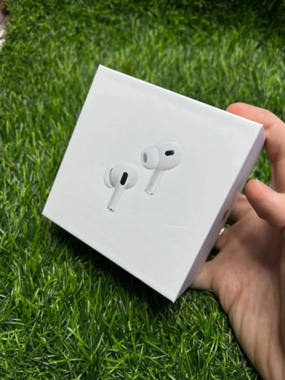 Лот: 20948377. Фото: 1. AirrPods 2nd Generation. Зарядные устройства, блоки питания, адаптеры сетевые для смартфонов